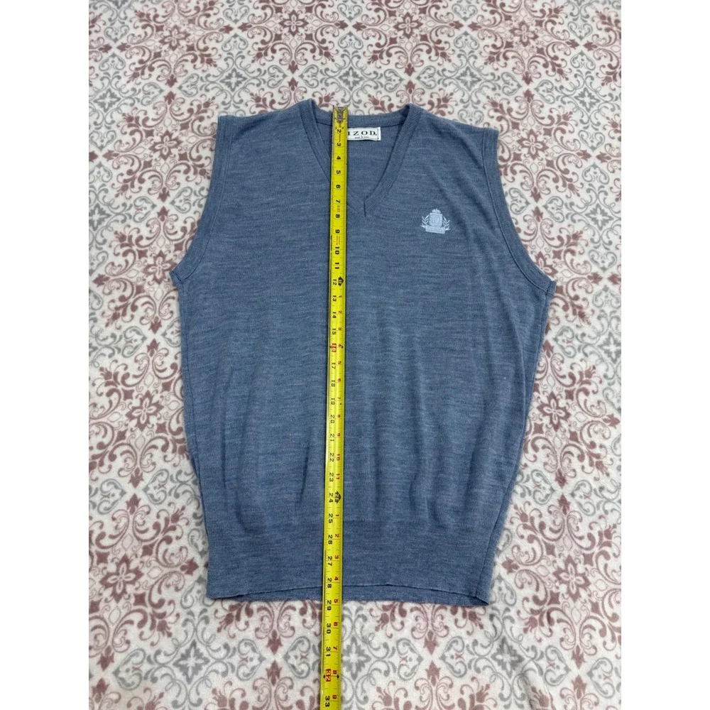 Vintage IZOD Sweater Vest Mens Large Blue V-Neck Crest Logo Made in USA 3140